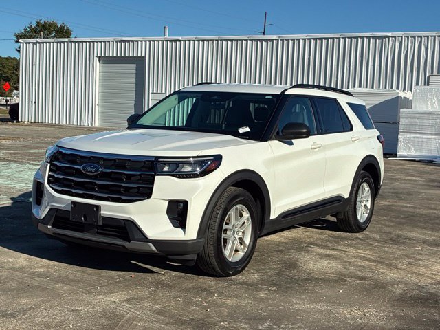 Used 2026 Ford Explorer Active w/ Active Comfort Package RWD image 7
