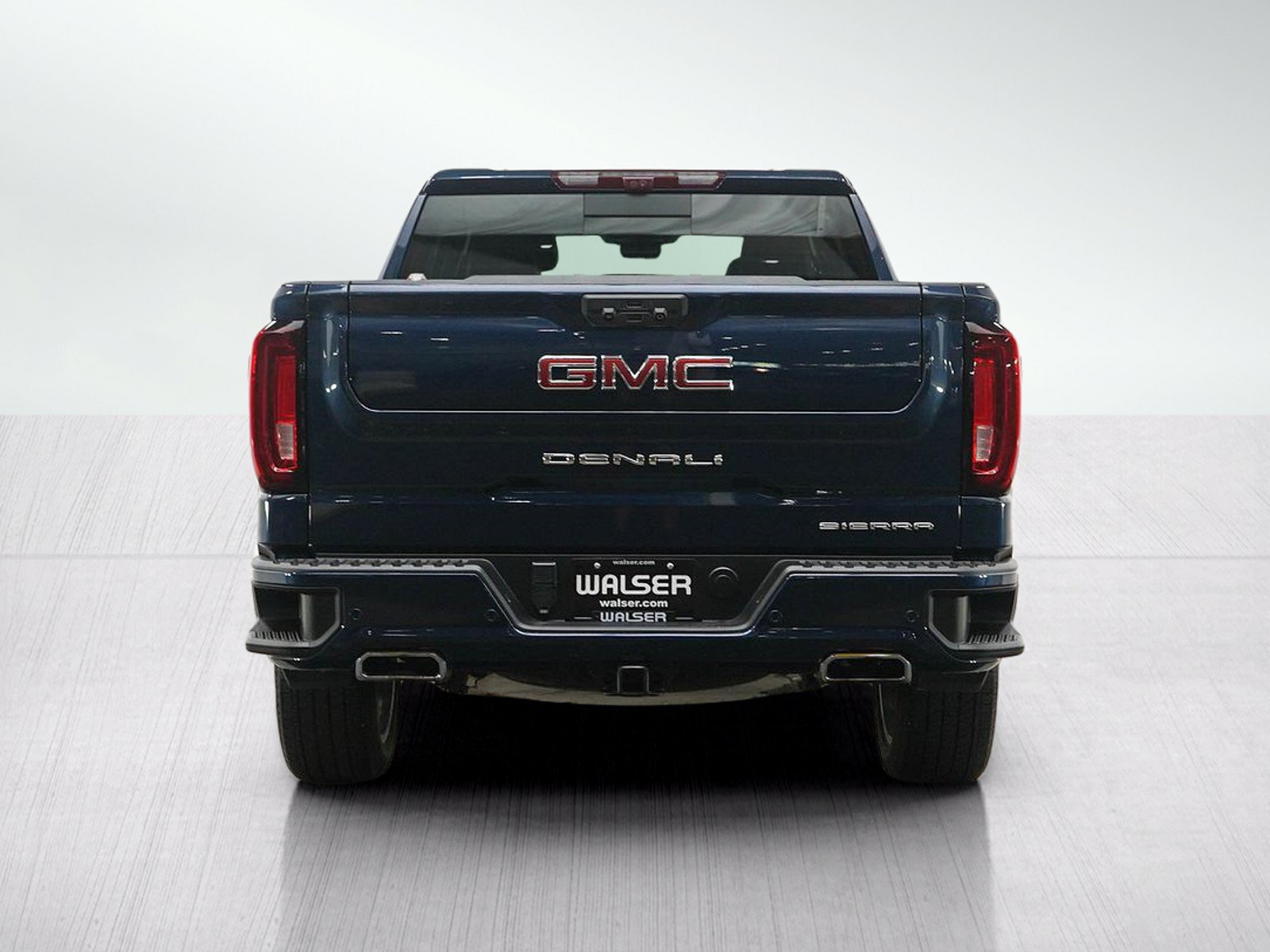 Used 2022 GMC Sierra 1500 Denali w/ Denali Reserve Package AWD/4WD image 4