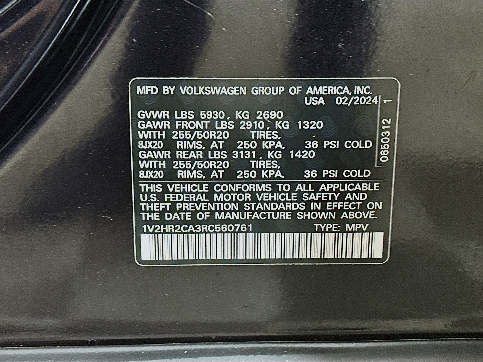 Used 2024 Volkswagen Atlas SE image 31