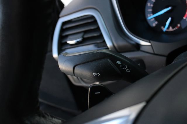 Used 2014 Ford Fusion SE w/ Equipment Group 201A image 11