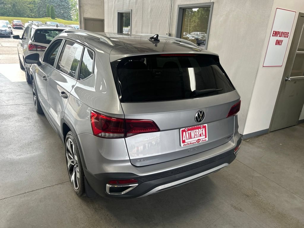Used 2023 Volkswagen Taos SEL AWD/4WD image 7
