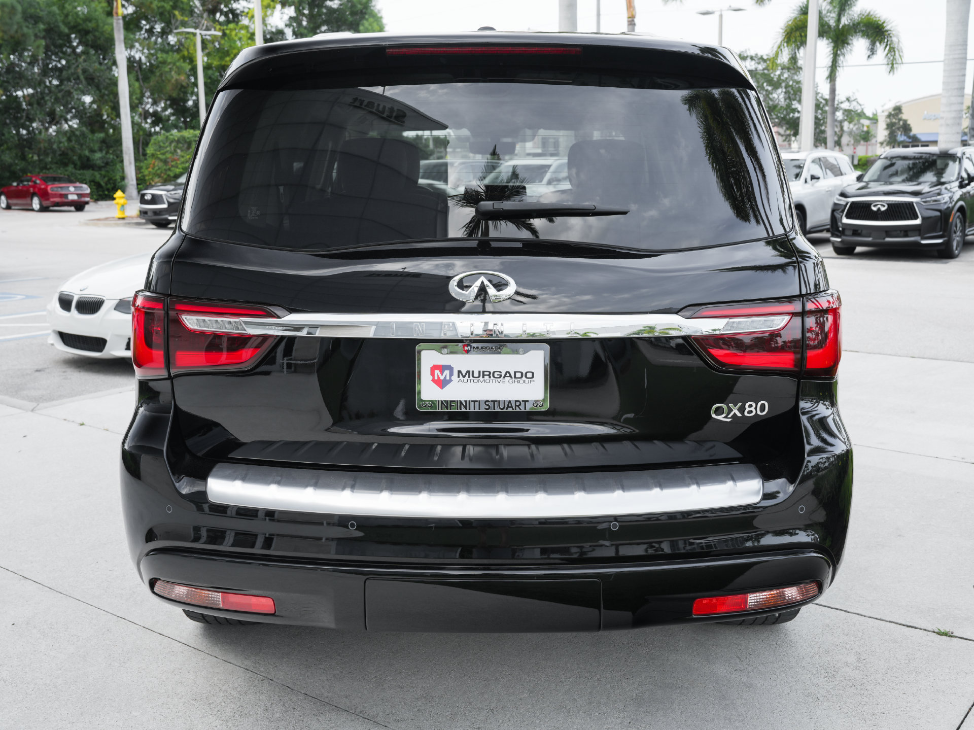 Used 2023 INFINITI QX80 Luxe w/ Cargo Package RWD image 25