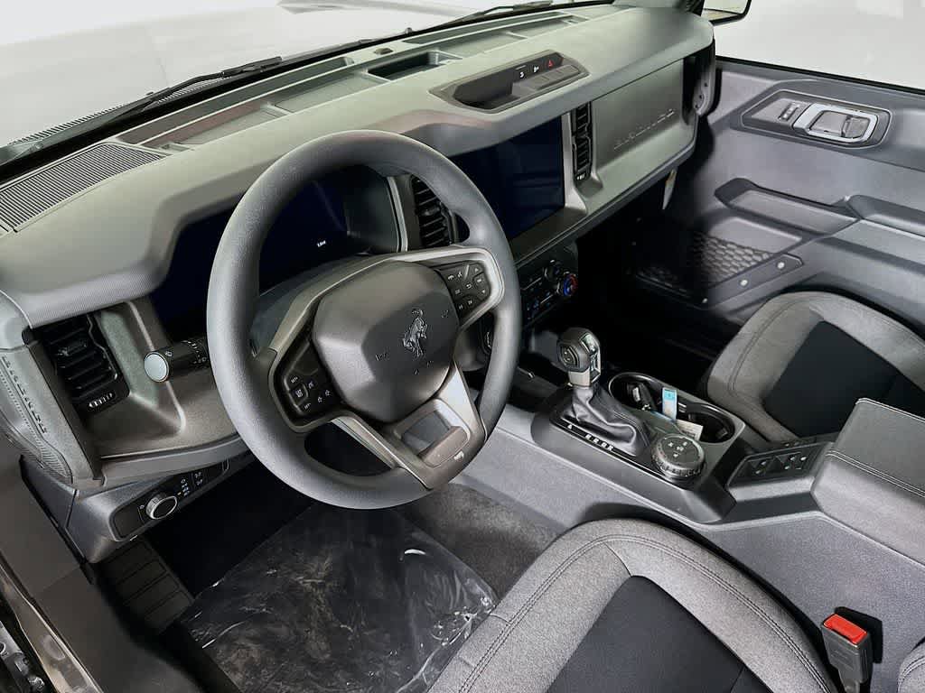 New 2025 Ford Bronco 4-Door AWD/4WD image 2