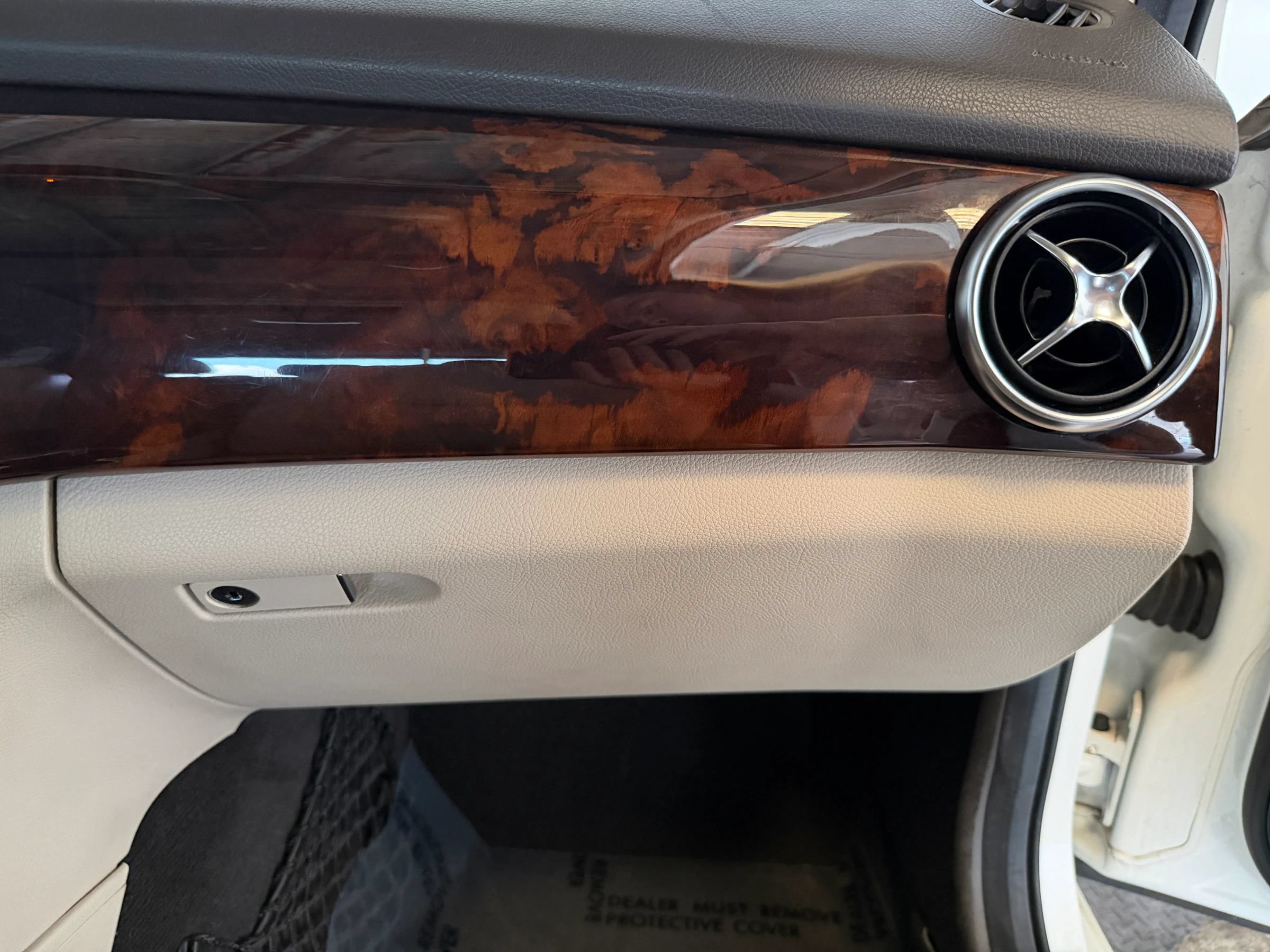 Used 2013 Mercedes-Benz GLK 350 4MATIC image 34