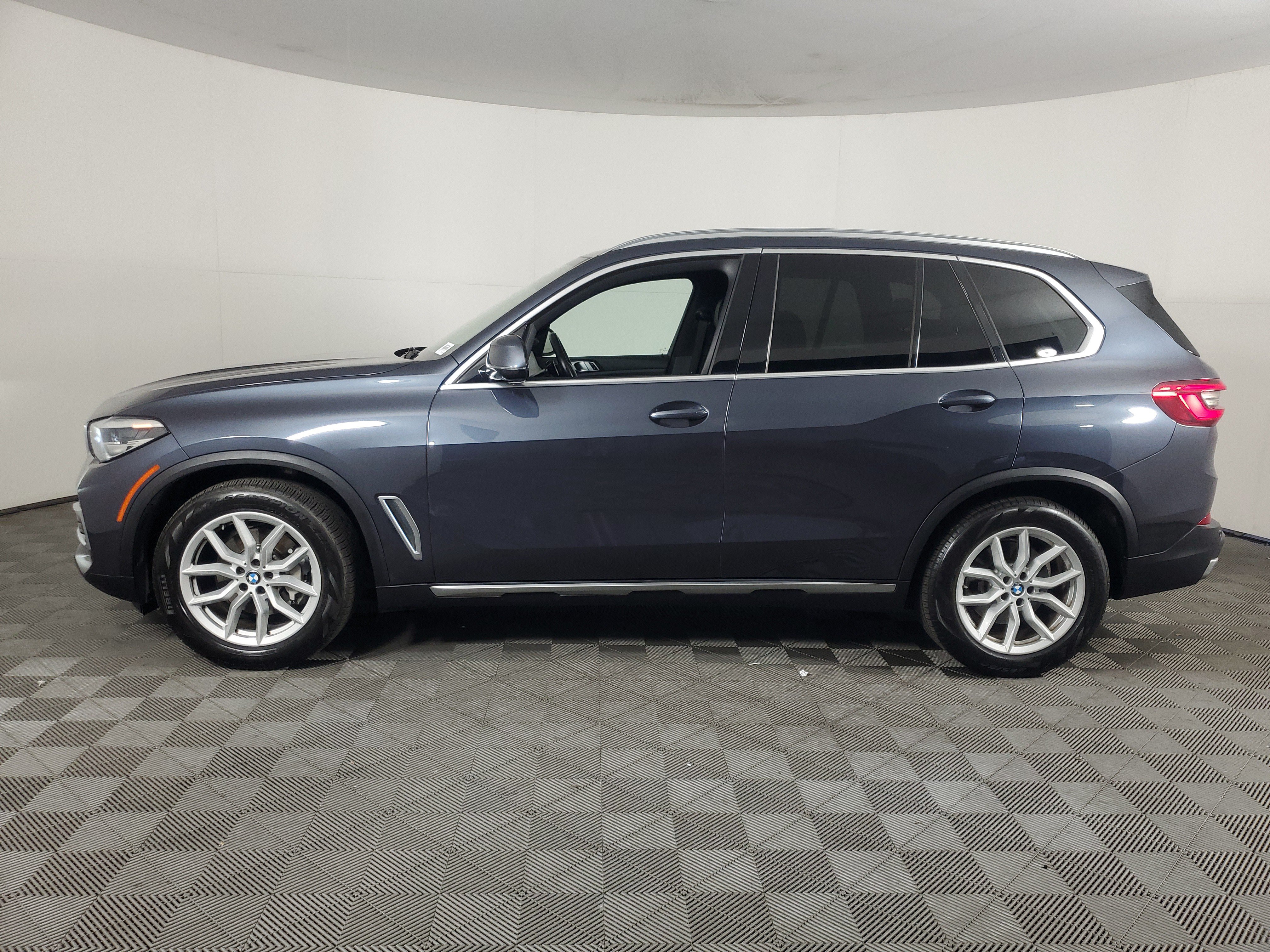 Used 2019 BMW X5 xDrive40i AWD/4WD image 7