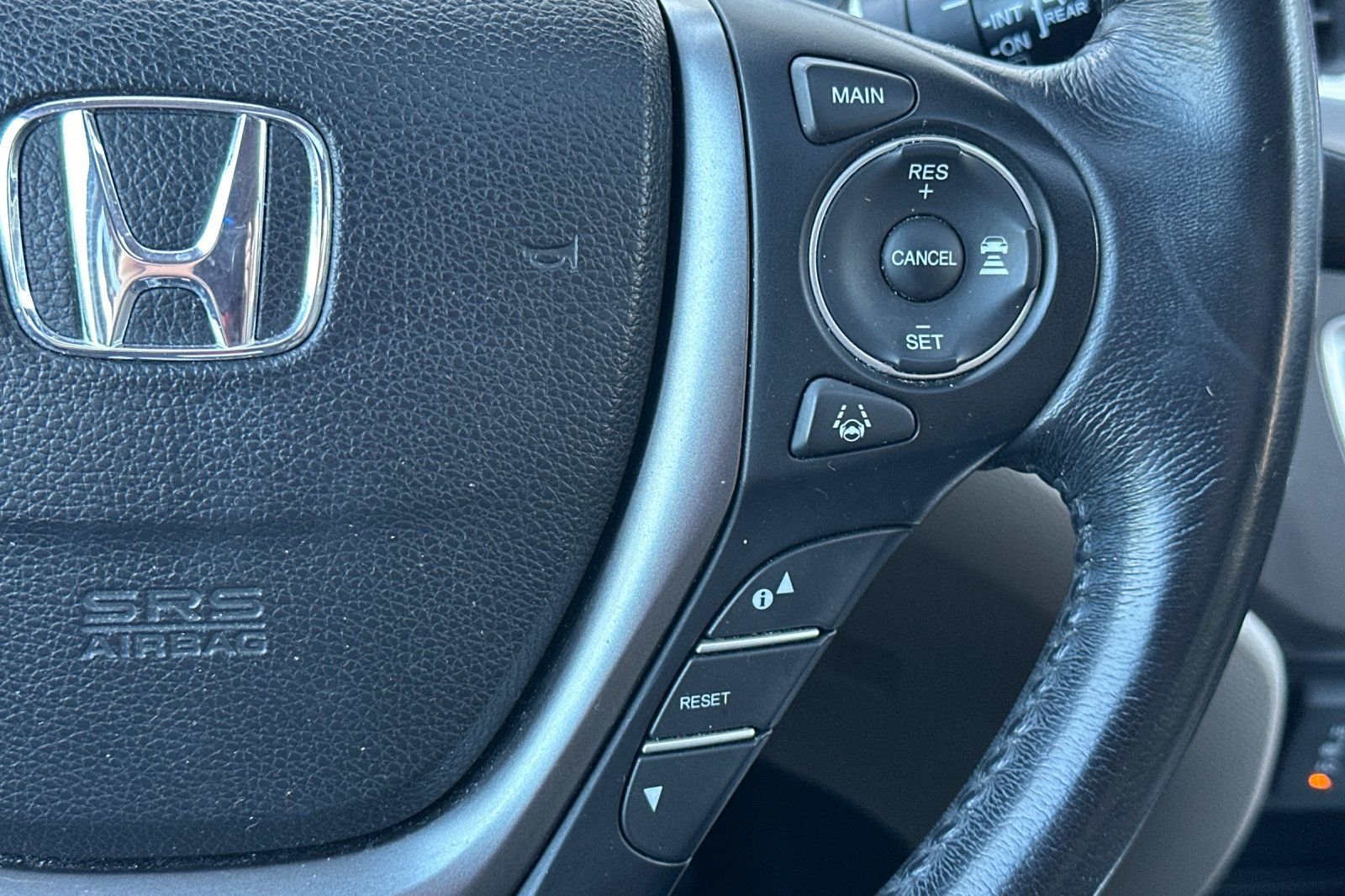 Used 2016 Honda Pilot EX-L image 29
