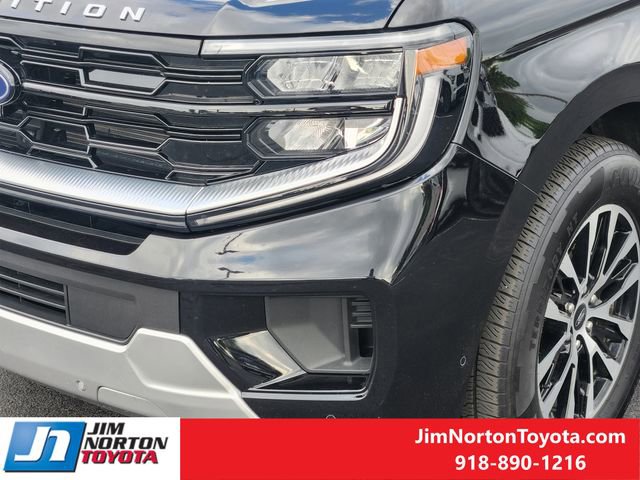 Used 2025 Ford Expedition Platinum AWD/4WD image 10