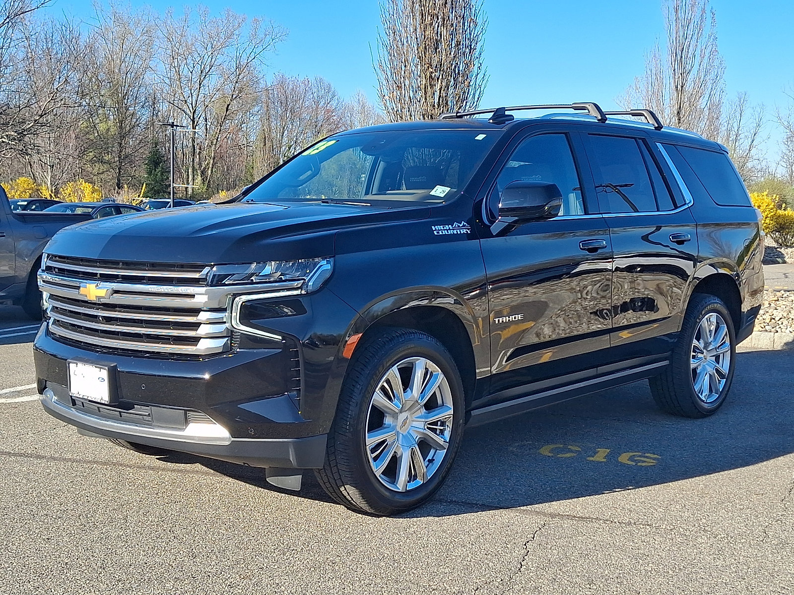 Used 2024 Chevrolet Tahoe High Country image 3