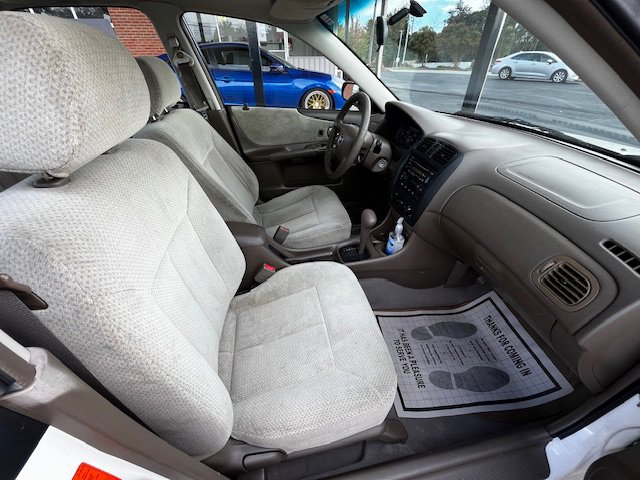 Used 2000 MAZDA Protege LX image 13