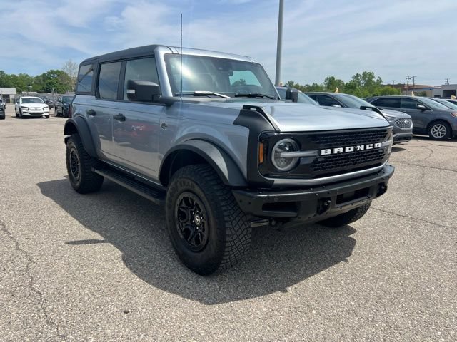 Certified 2023 Ford Bronco Wildtrak AWD/4WD image 3