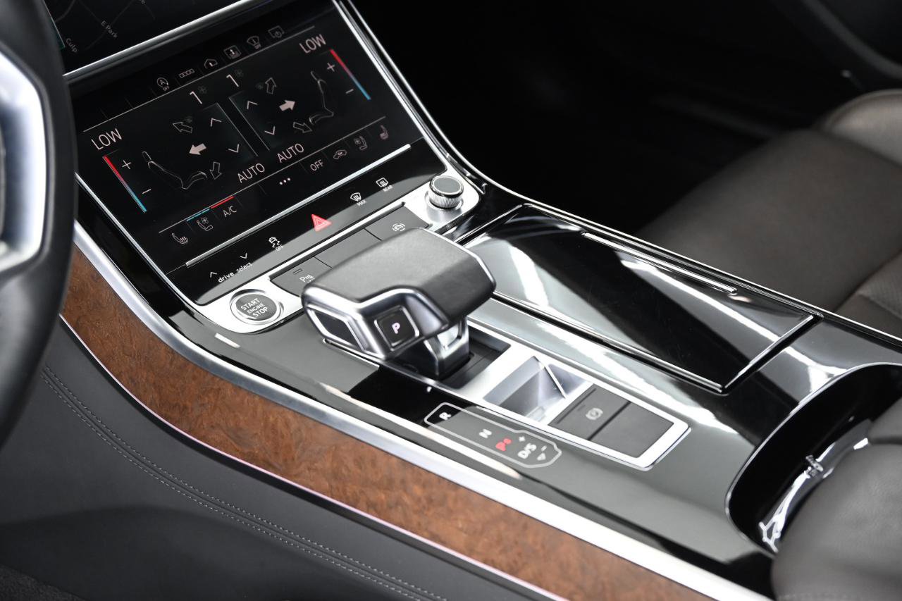Used 2021 Audi A8 L 3.0T AWD/4WD image 32