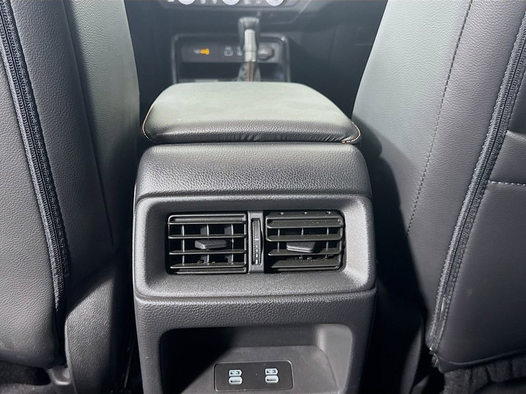 Used 2024 Honda CR-V Sport-L image 32