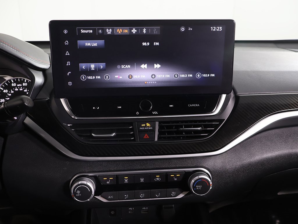 Used 2024 Nissan Altima 2.5 SR w/ SR Premium Package image 46