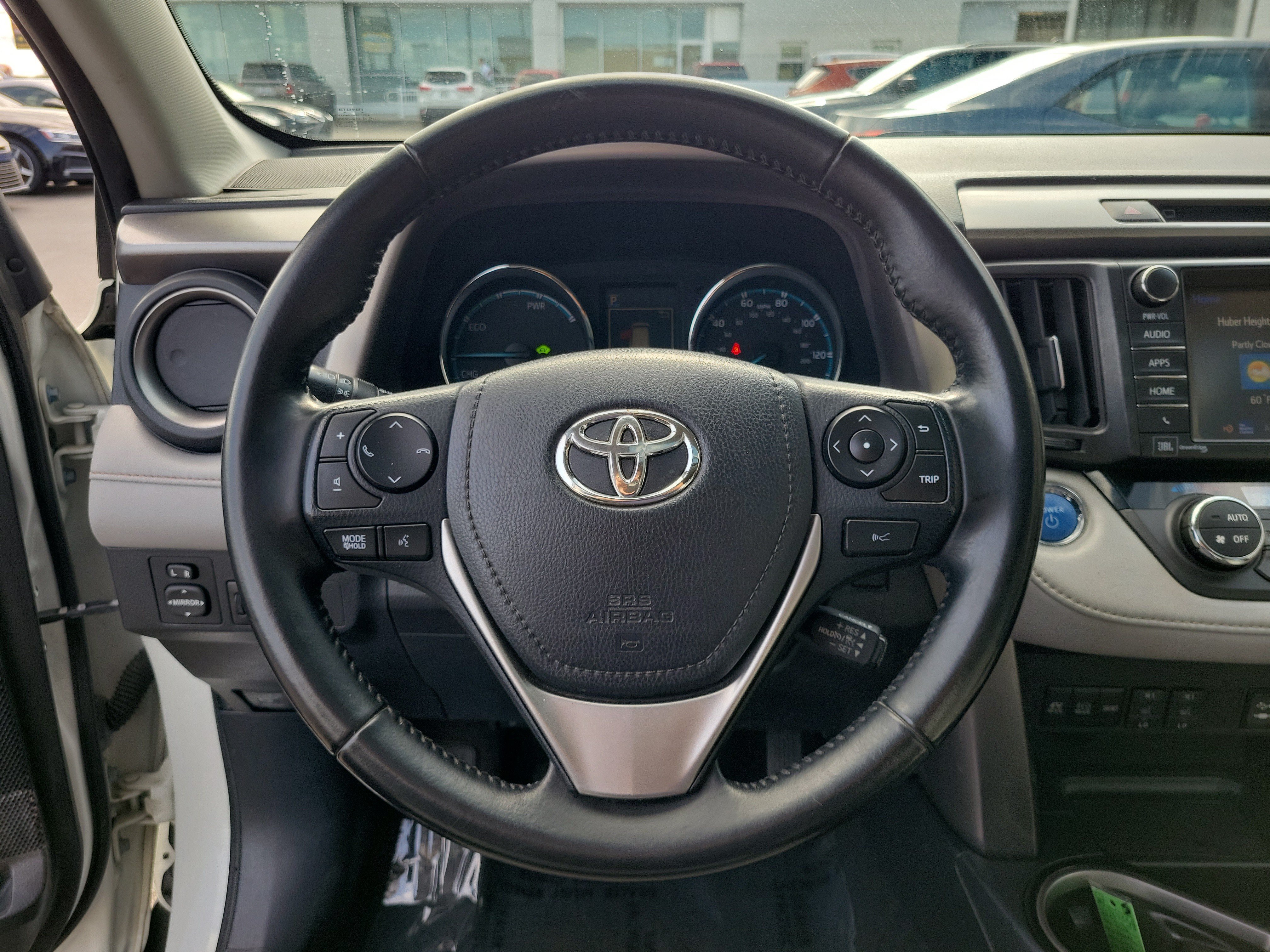 Used 2018 Toyota RAV4 Limited w/ Advanced Technology Package AWD/4WD image 21