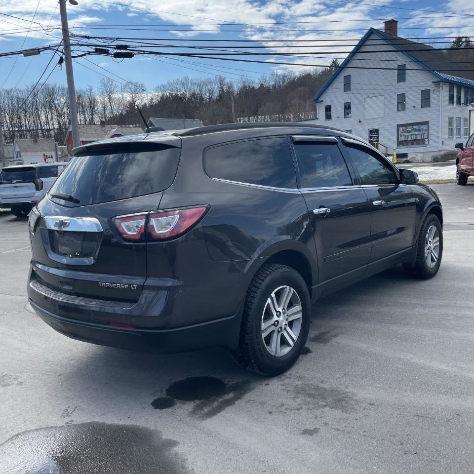 Used 2016 Chevrolet Traverse LT image 4