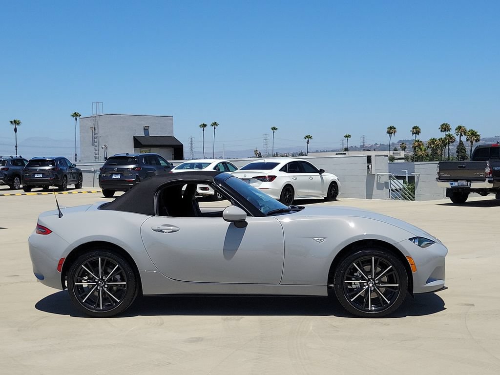 New 2026 MAZDA MX-5 Miata Grand Touring w/ Weather Package RWD image 26