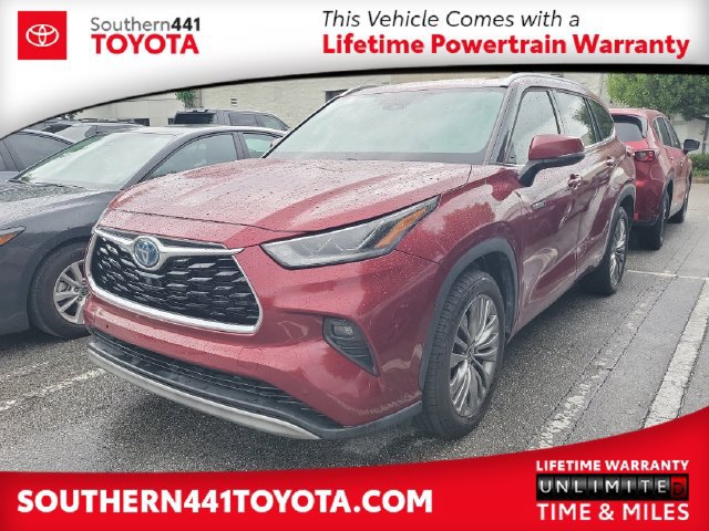 Used 2021 Toyota Highlander Platinum FWD image 1