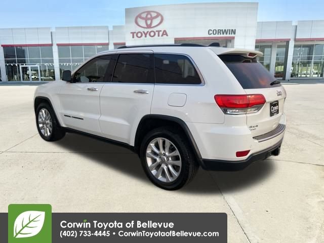 Used 2017 Jeep Grand Cherokee Limited w/ Luxury Group II image 3