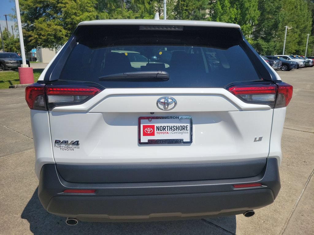 Certified 2025 Toyota RAV4 LE FWD image 4