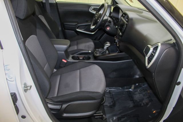 Used 2024 Kia Soul LX w/ Option Group 015 image 15