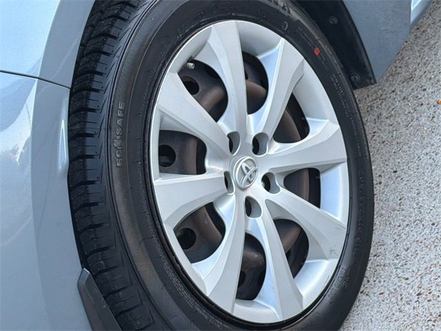 Used 2021 Toyota Corolla LE image 8