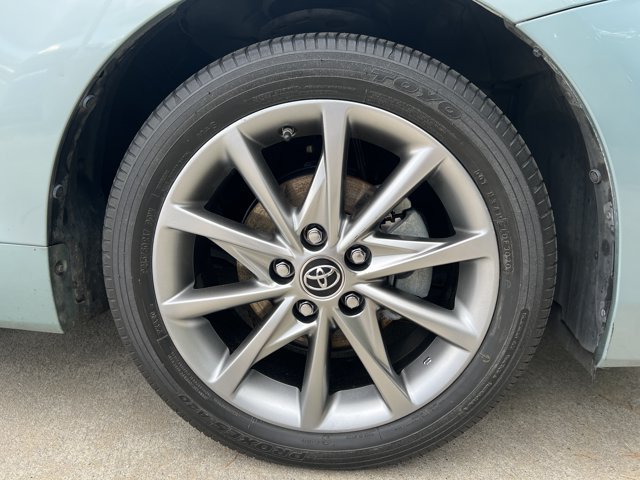 Used 2017 Toyota Prius V Five w/ Advanced Technology Package FWD image 13