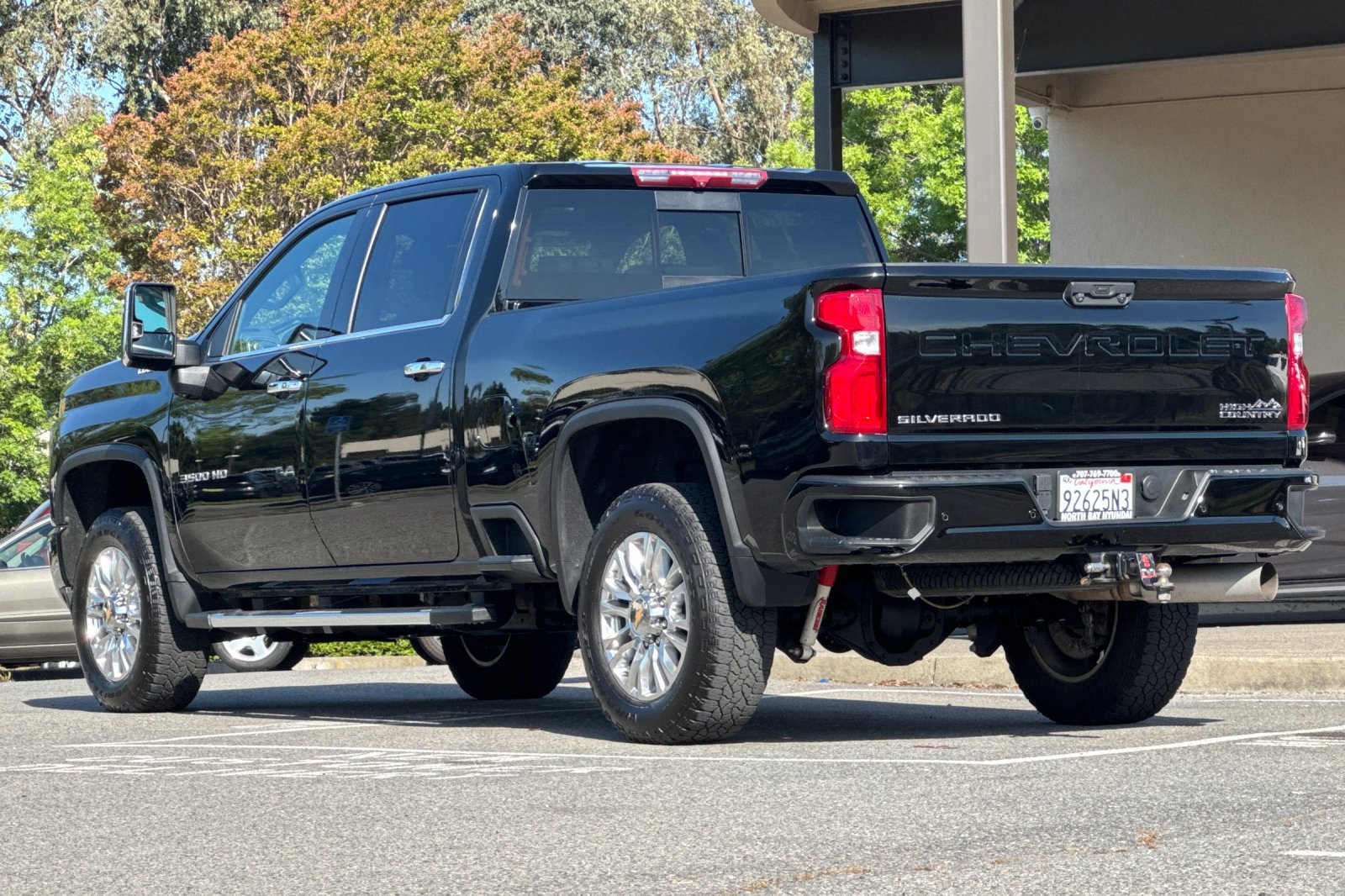 Used 2022 Chevrolet Silverado 3500 High Country w/ Safety Package II AWD/4WD image 7