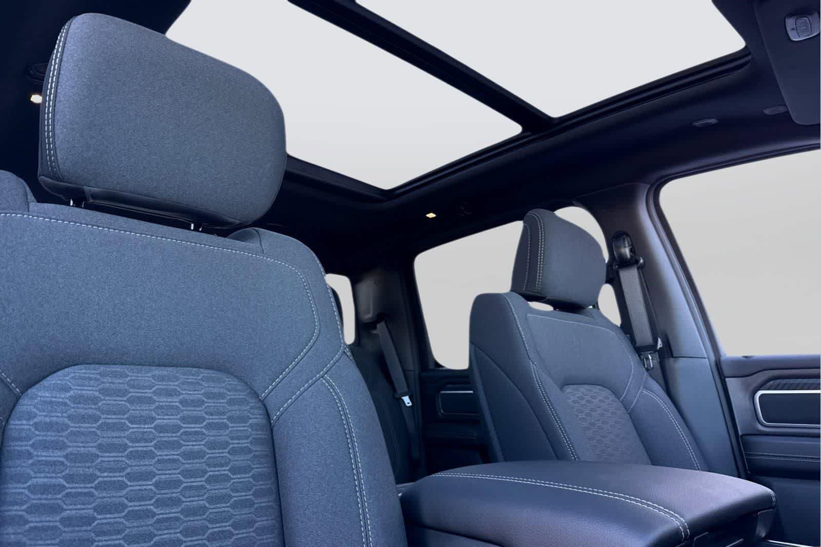 New 2026 RAM 1500 Big Horn AWD/4WD image 17
