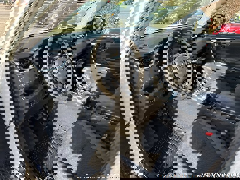 Used 2022 Toyota RAV4 LE image 16