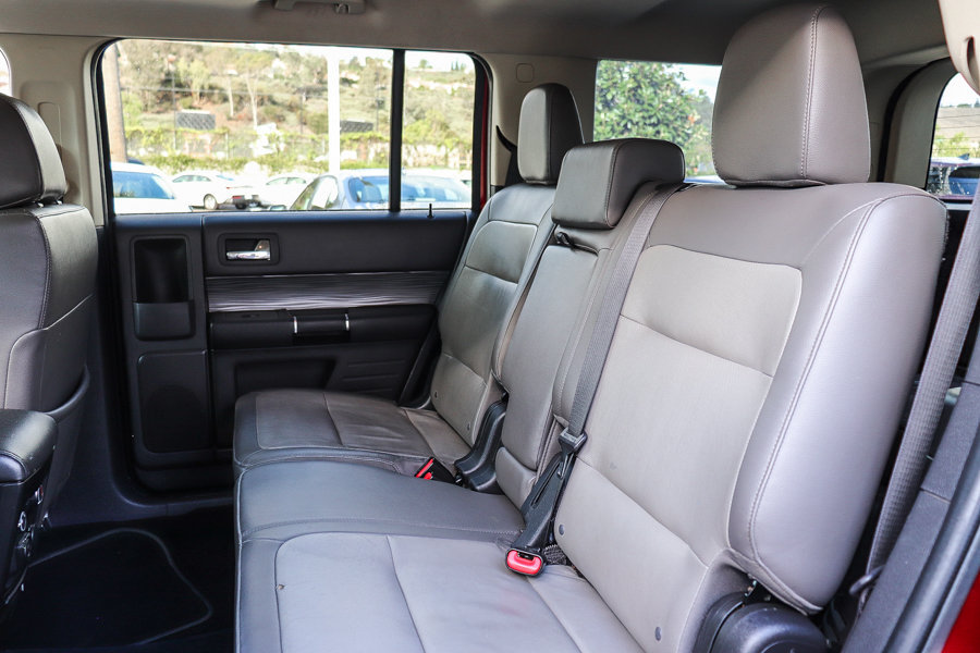 Used 2019 Ford Flex SEL w/ Equipment Group 202A FWD image 18