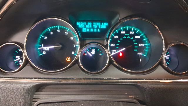 Used 2015 Buick Enclave Premium w/ Experience Buick Package image 30