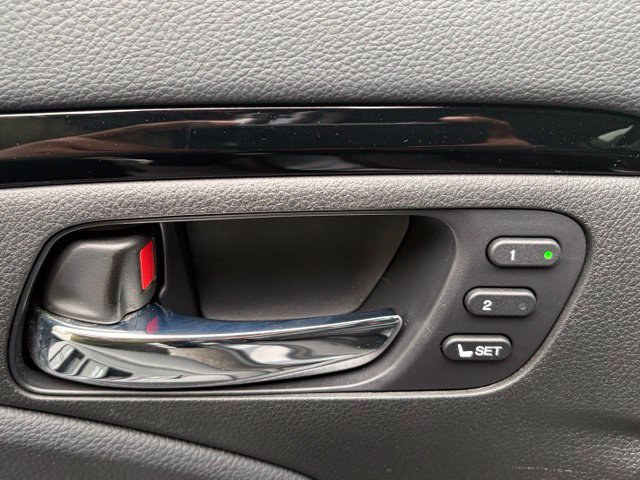 Certified 2020 Honda Pilot Elite image 13
