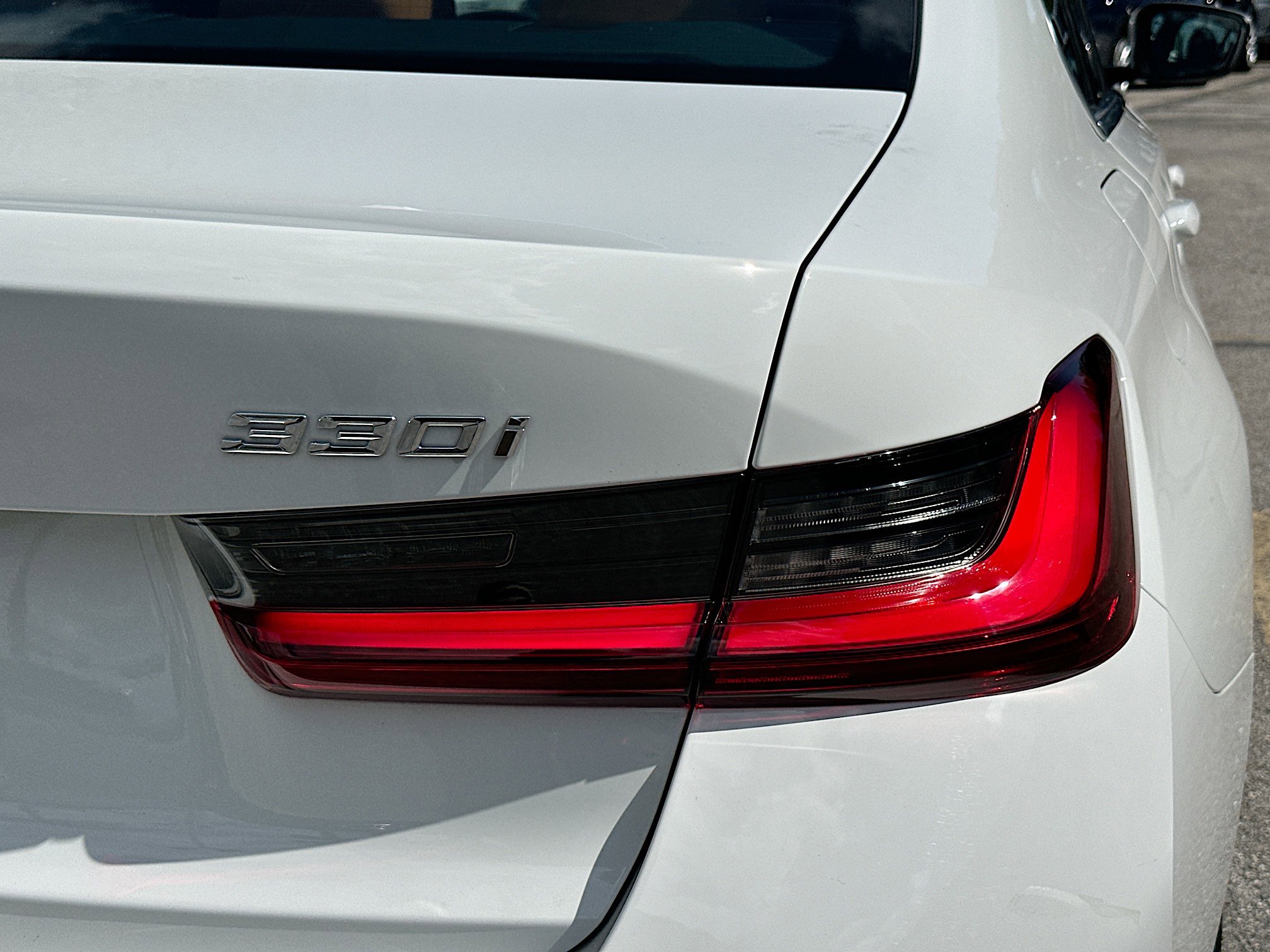 Certified 2025 BMW 330i Sedan w/ M Sport Package image 32