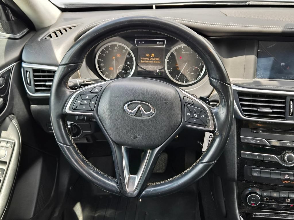 Used 2018 INFINITI QX30 Premium w/ Navigation Package AWD/4WD image 19