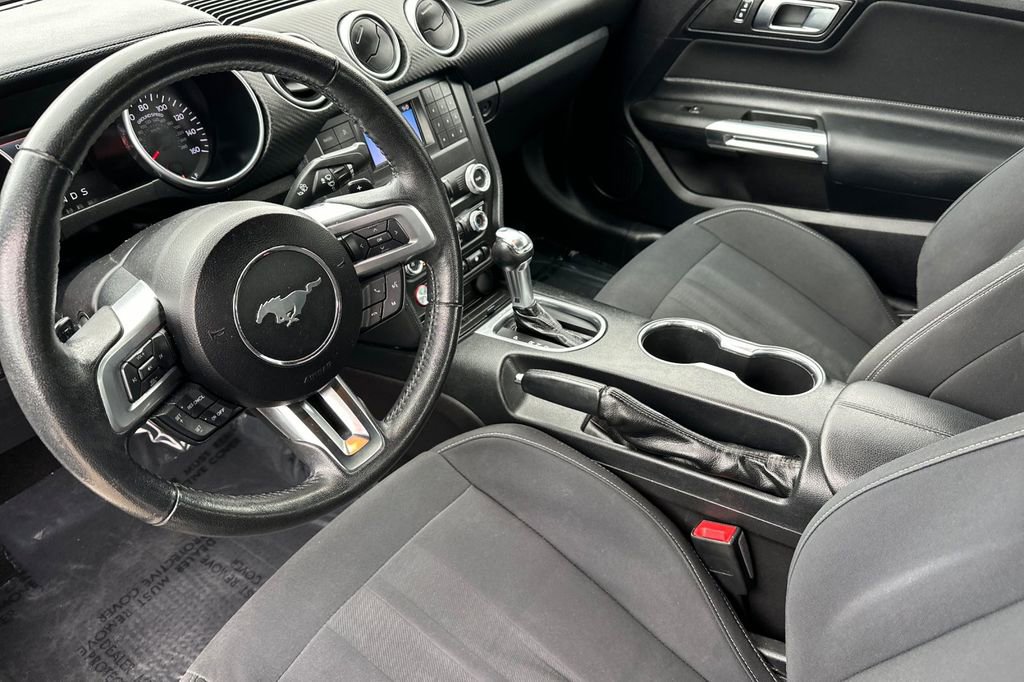 Used 2019 Ford Mustang Coupe image 10