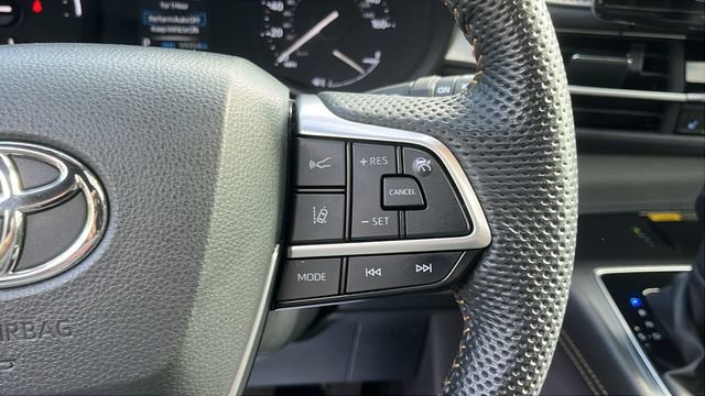 Certified 2024 Toyota Sienna XLE Woodland Edition image 13