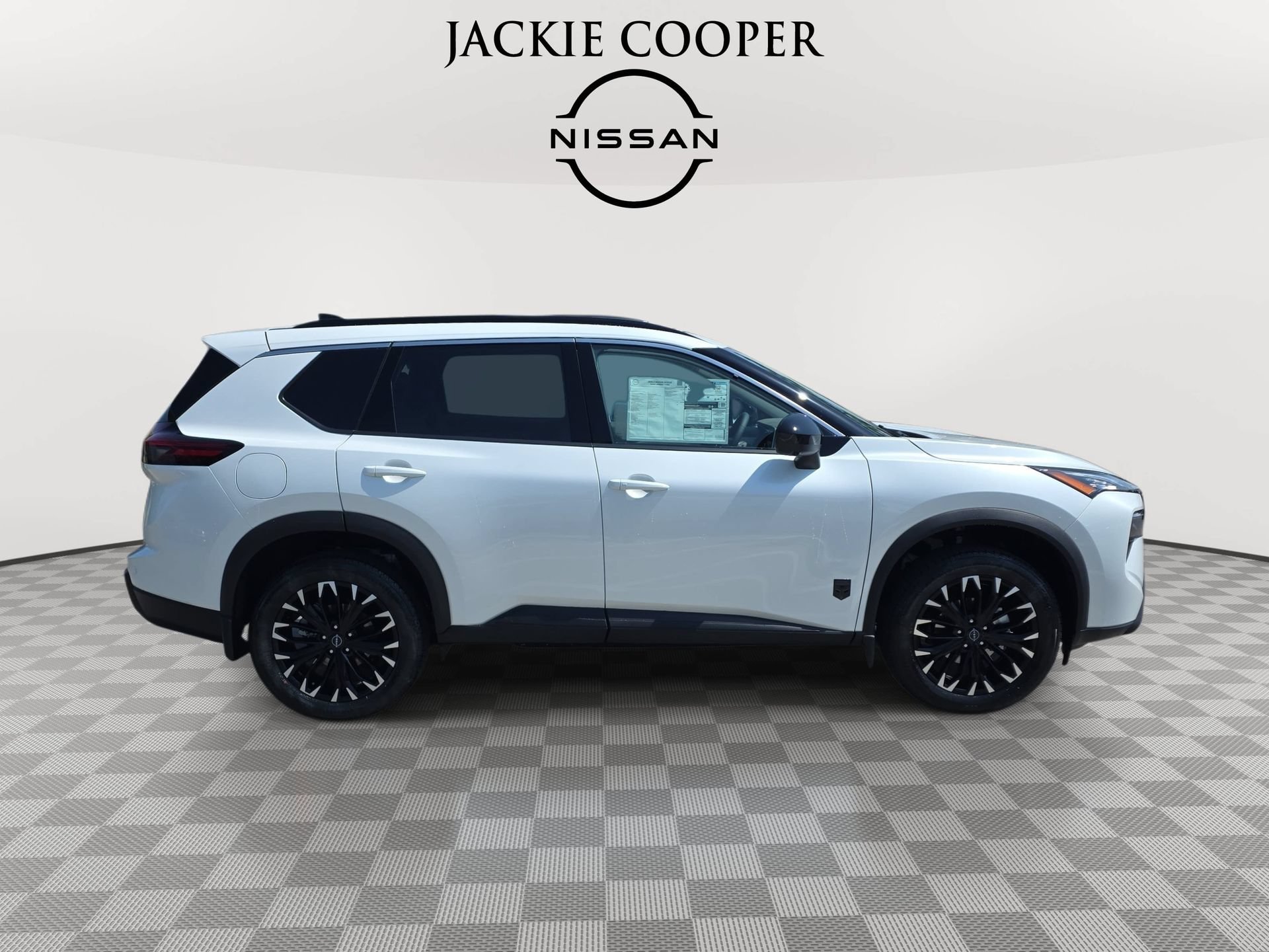 New 2026 Nissan Rogue Dark Armor FWD image 4