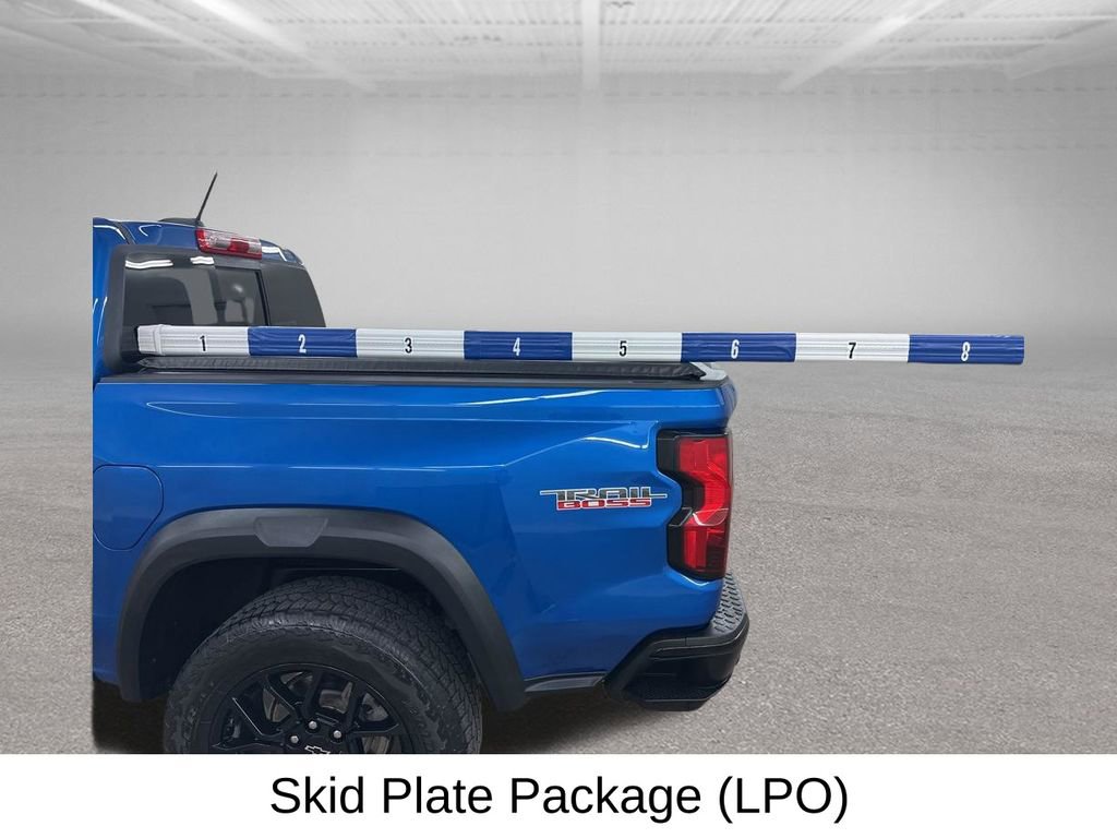 Used 2023 Chevrolet Colorado Trail Boss w/ LPO, Dark Essentials Package AWD/4WD image 20