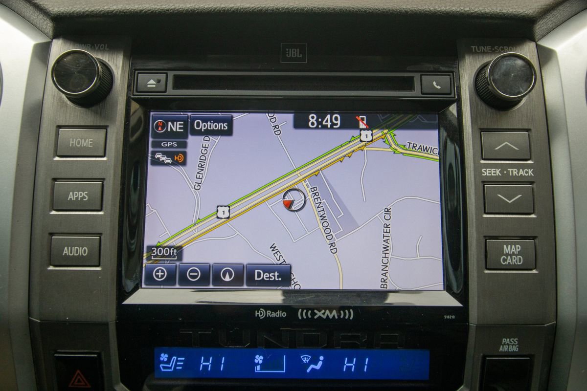 Used 2018 Toyota Tundra Platinum image 30