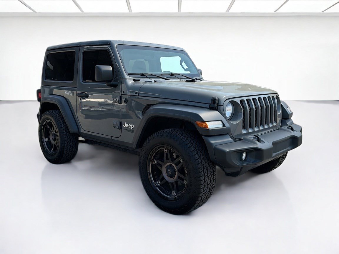 Used 2020 Jeep Wrangler Sport AWD/4WD image 3