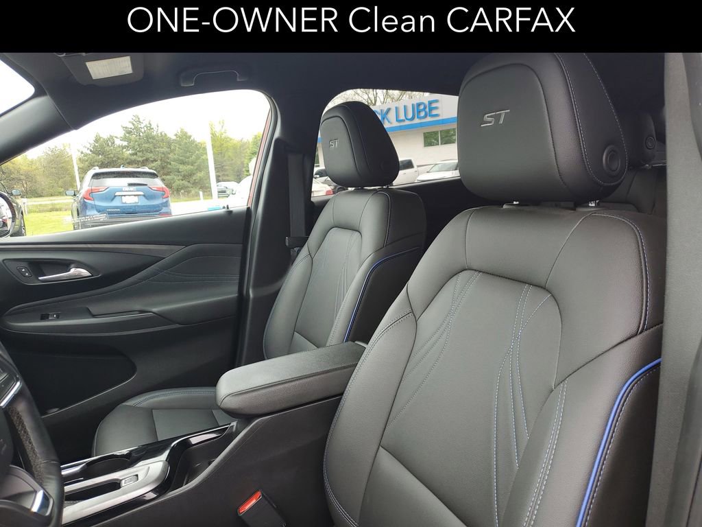 Used 2024 Buick Envista Sport Touring w/ Convenience II Package FWD image 5