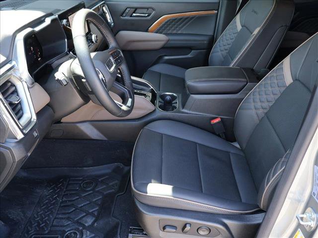 Used 2024 GMC Canyon Denali AWD/4WD image 24