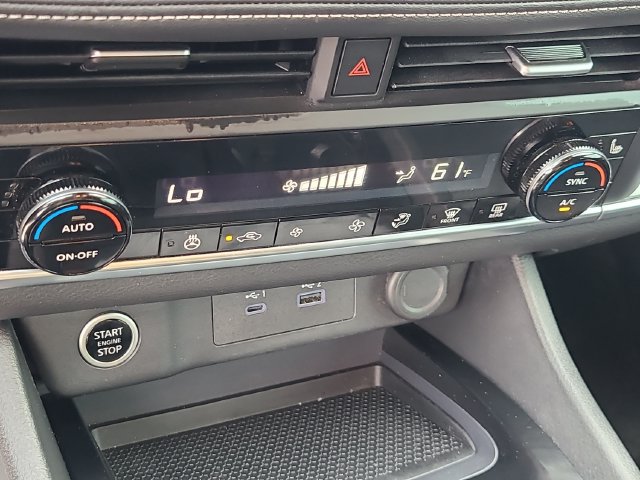 Used 2023 Nissan Rogue SV w/ SV Premium B Package FWD image 31