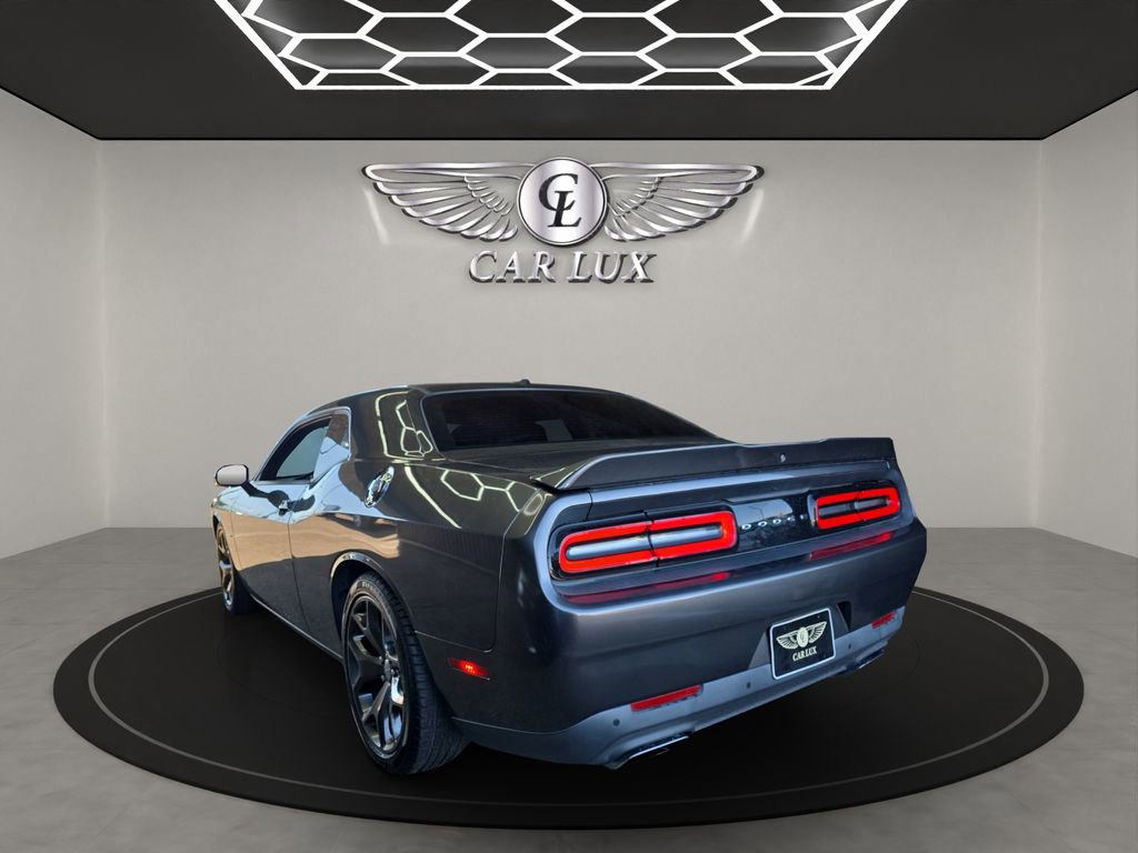 Used 2015 Dodge Challenger R/T w/ Quick Order Package 28B R/T image 4