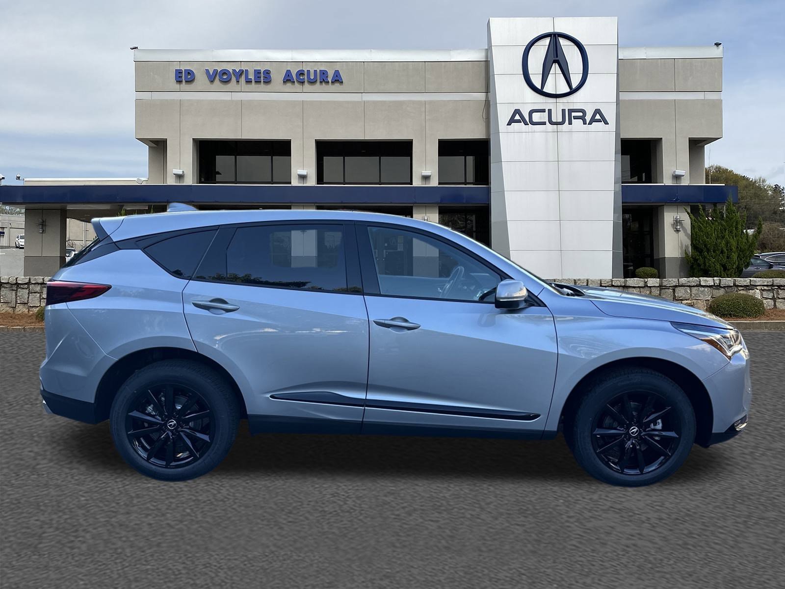 New 2025 Acura RDX SH-AWD image 4