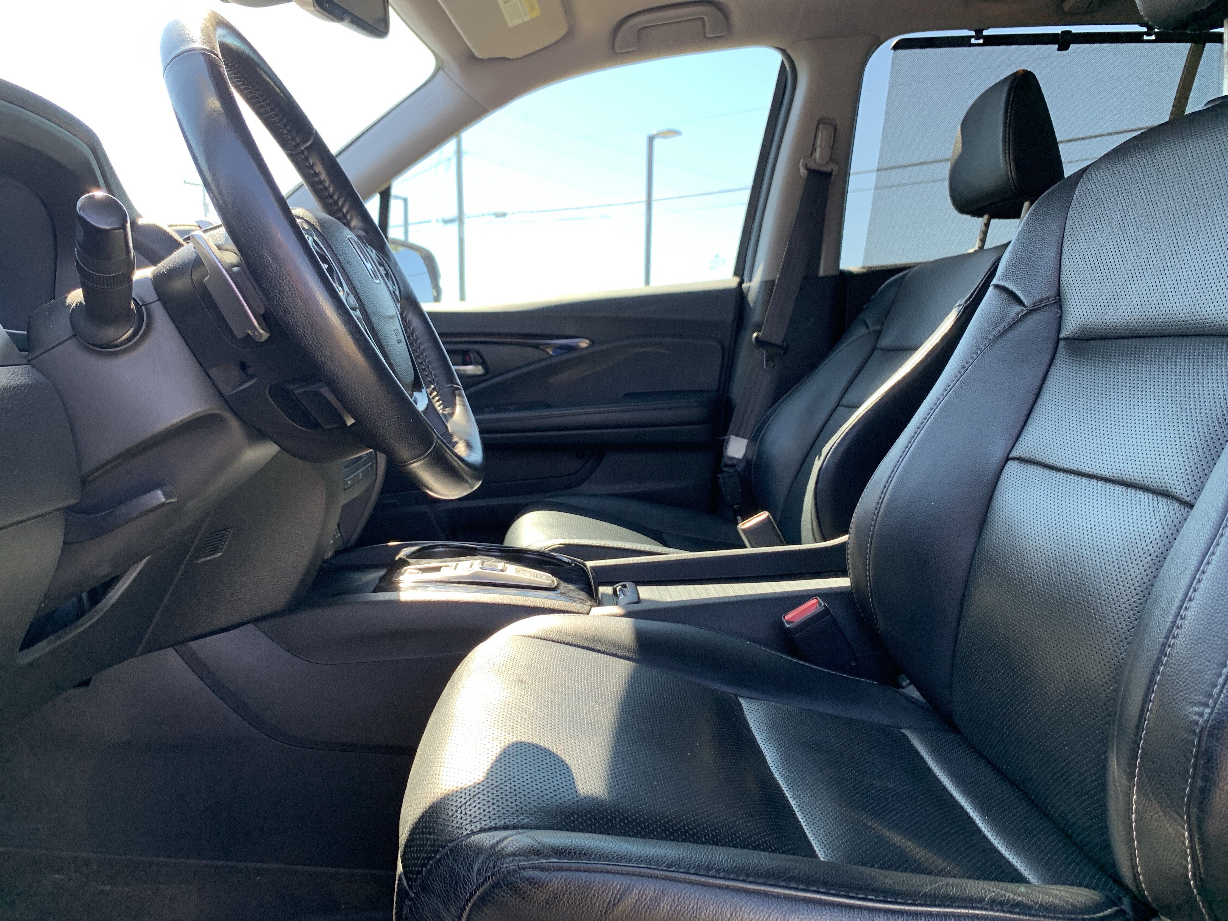Used 2016 Honda Pilot Elite image 16