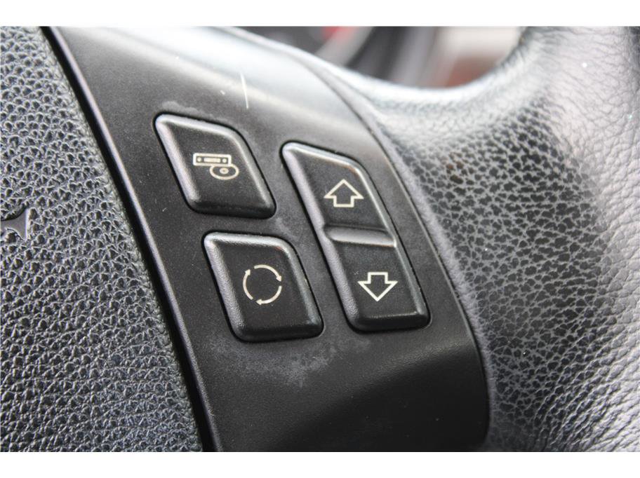 Used 2011 BMW 328i xDrive Wagon image 19