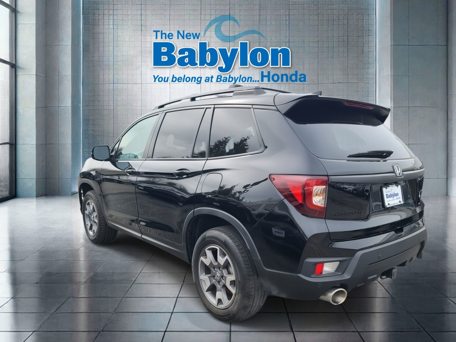 Used 2023 Honda Passport TrailSport image 3