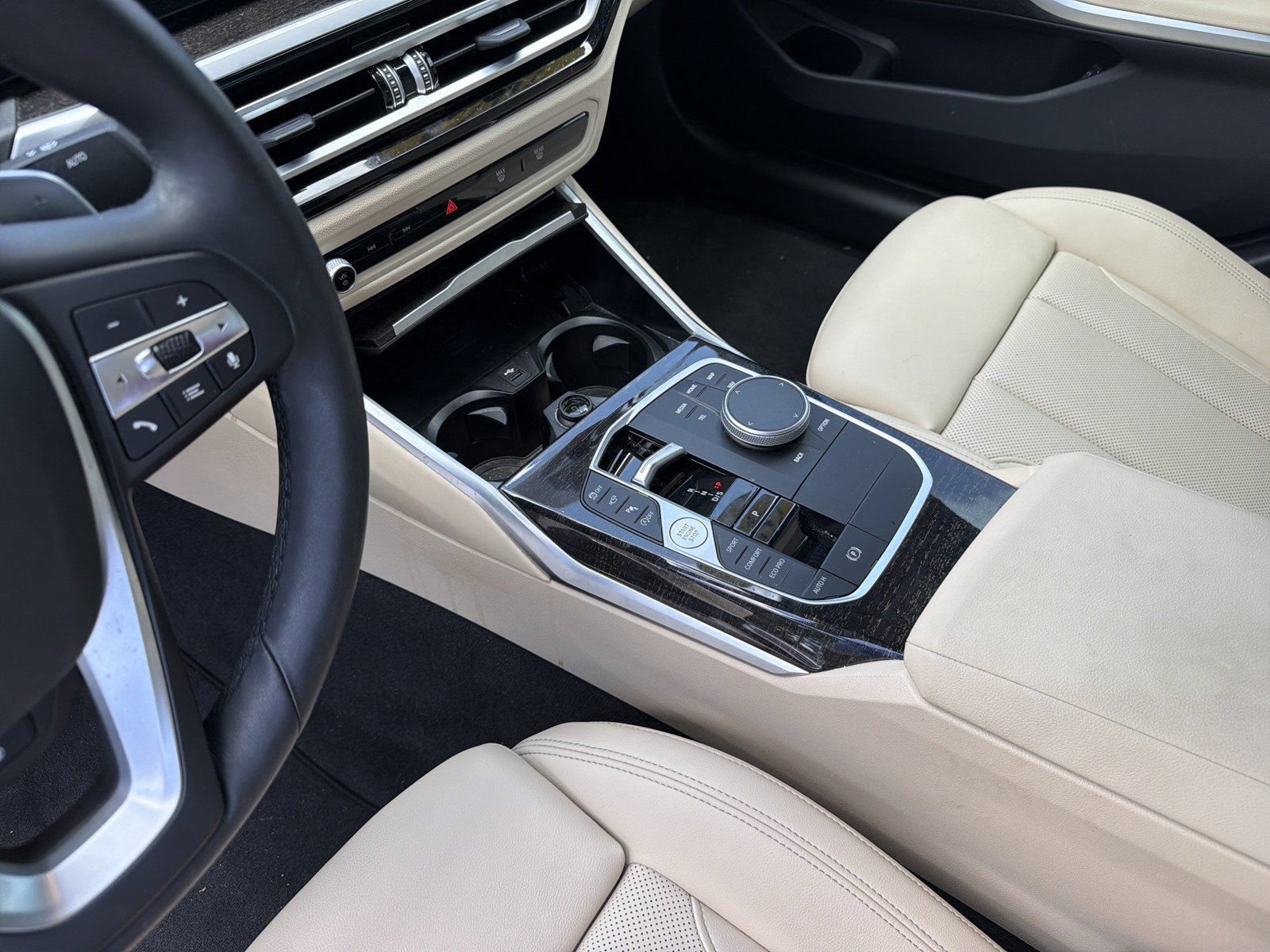 Used 2023 BMW 330i Sedan w/ Premium Package RWD image 20