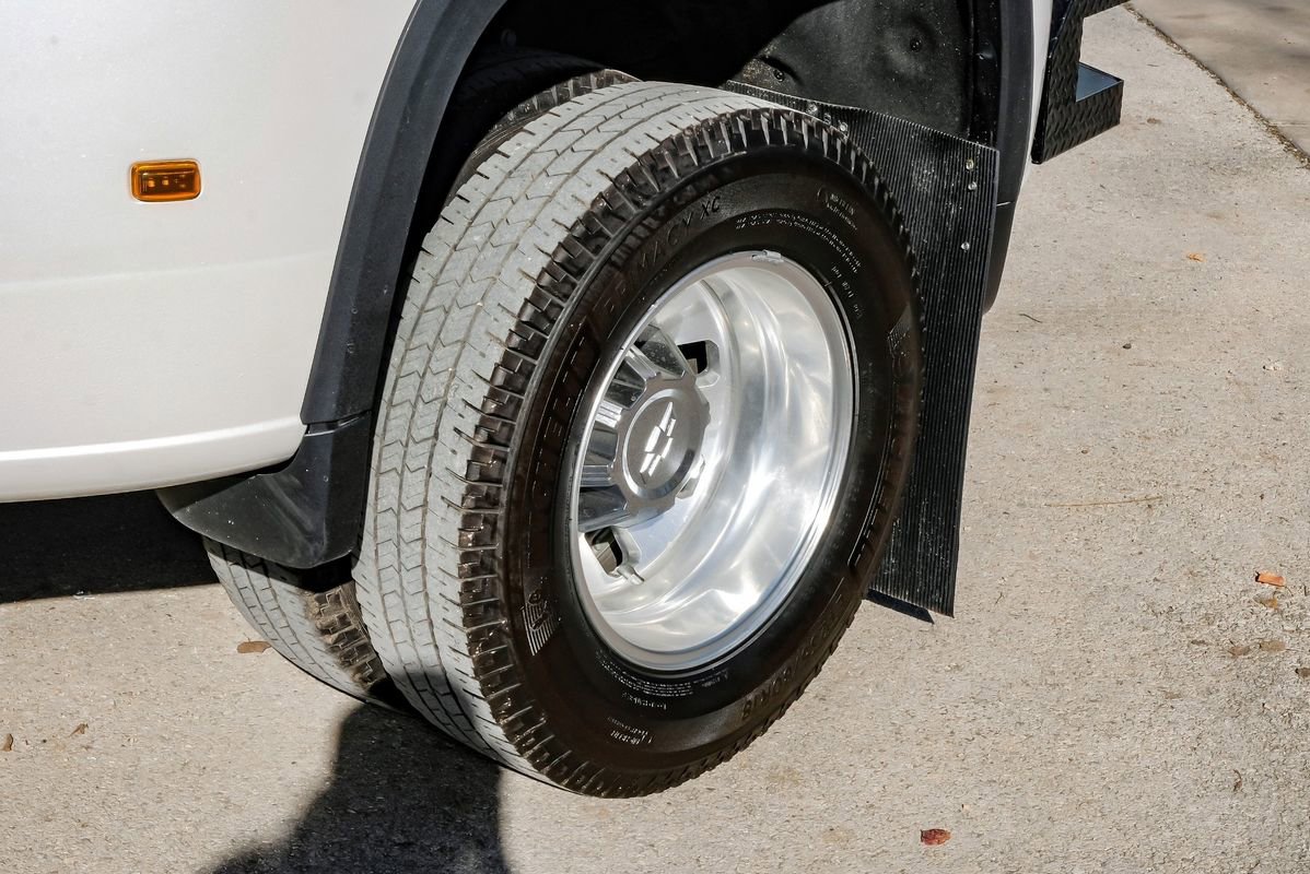 Used 2025 Chevrolet Silverado 3500 High Country w/ High Country Premium Package image 63